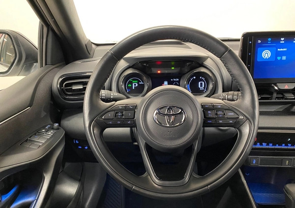 Toyota Yaris cena 109900 przebieg: 6171, rok produkcji 2023 z Skaryszew małe 154
